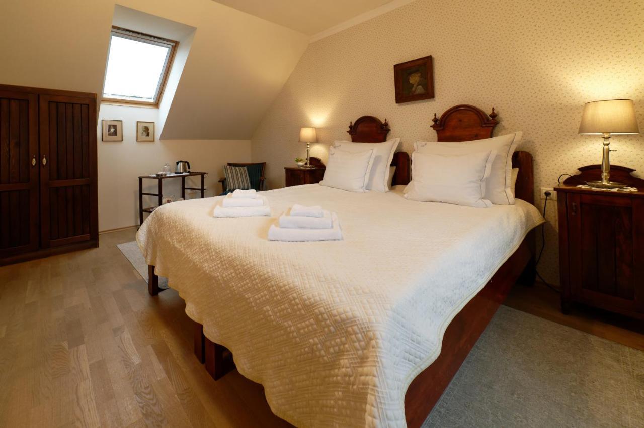 Bed and Breakfast Kosbor Panzio Magyarszombatfa Экстерьер фото